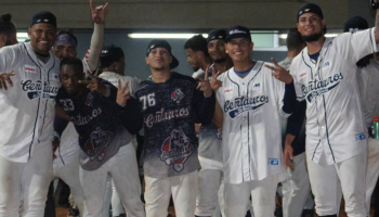 Centauros le propinó felpa a Guerreros y clasificó a semifinales Centauros le propinó felpa a Guerreros y clasificó a semifinales