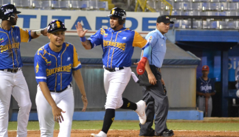 Guerreros no para de batear y propinó un nuevo K.O. Guerreros no para de batear y propinó un nuevo K.O.