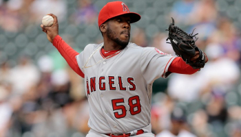 Samanes contrató al exgrandeliga Akeel Morris Samanes contrató al exgrandeliga Akeel Morris