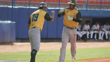 Samanes logra quedarse con el duelo de fuerza en entradas extras ante Centauros Samanes logra quedarse con el duelo de fuerza en entradas extras ante Centauros