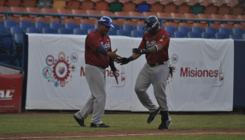 Marineros derrotó a Caciques en Caracas