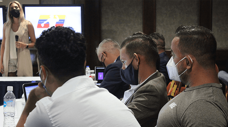 Representantes de los seis equipos durante las escogencias de jugadores Representantes de los seis equipos durante las escogencias de jugadores