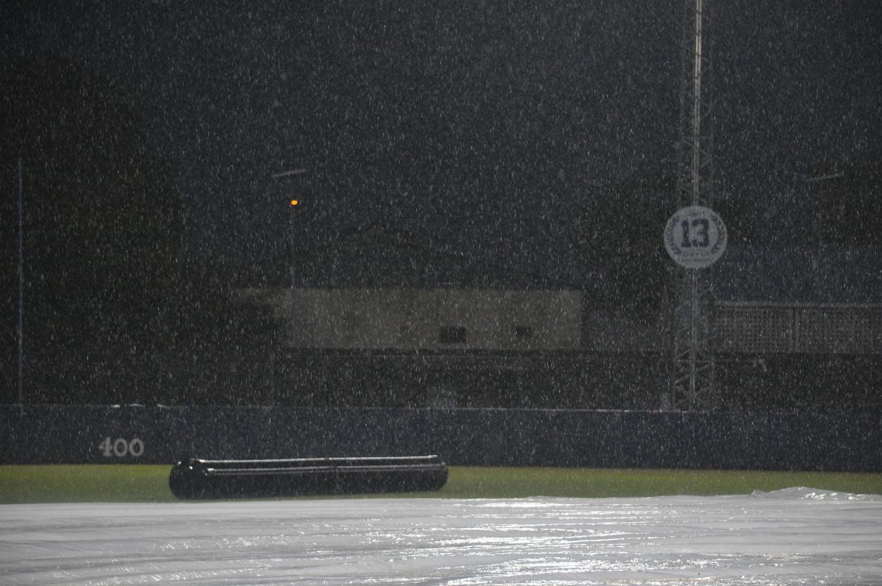 LLuvia en el jose perez colmenares de Maracay LLuvia en el jose perez colmenares de Maracay