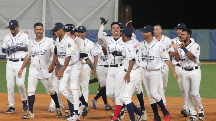 Centauros sumó la primera victoria en la LMBP Centauros sumó la primera victoria en la LMBP
