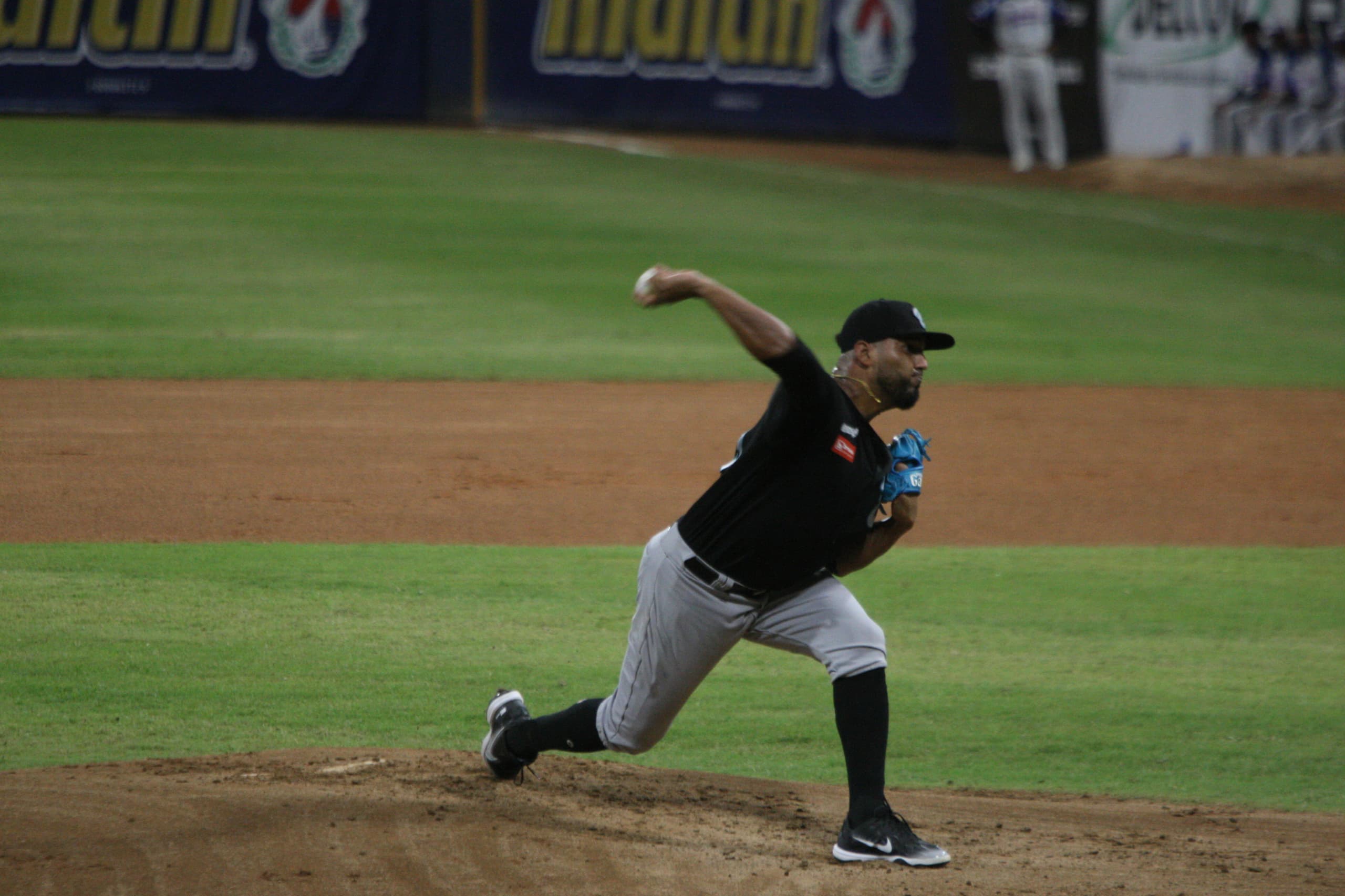 Wilson García y Osmer Morales destacan en la LVBP Wilson García y Osmer Morales destacan en la LVBP