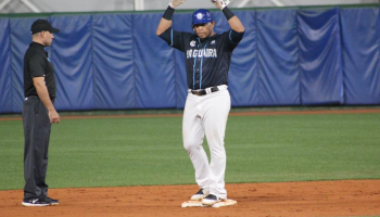 Rene Reyes celebrando Rene Reyes celebrando