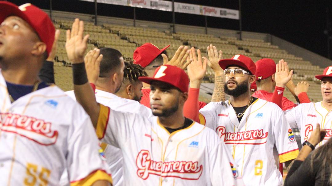 Guerreros le ganó el primero a Centauros Guerreros le ganó el primero a Centauros