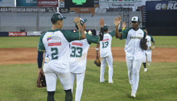 Samanes de Aragua se mantiene líder de la LMBP, con marca de seis victorias y un revés. 